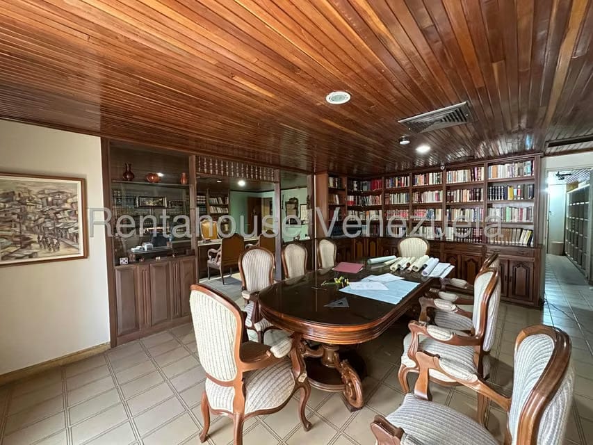 Comercial (Edificio) en Venta en Zona Centro, Aragua - 49