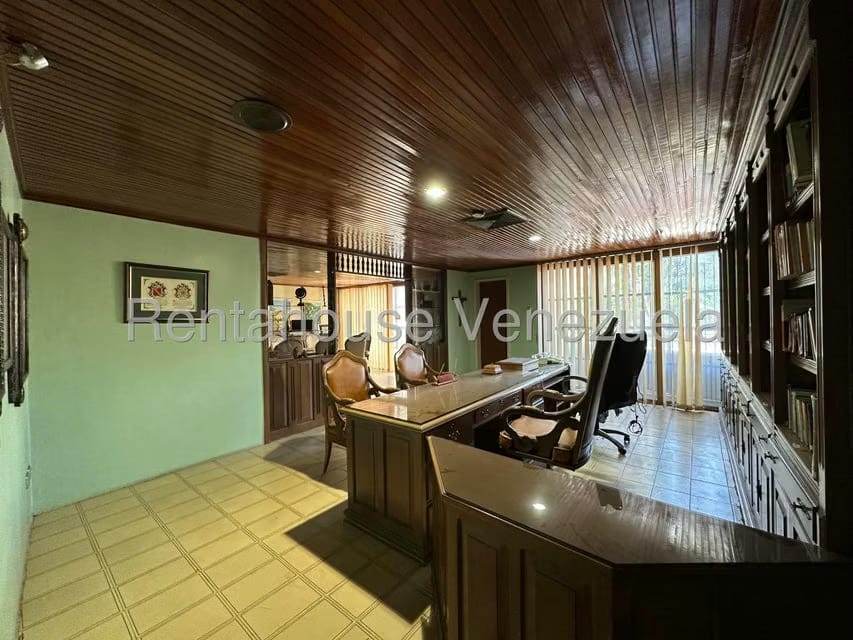 Comercial (Edificio) en Venta en Zona Centro, Aragua - 52