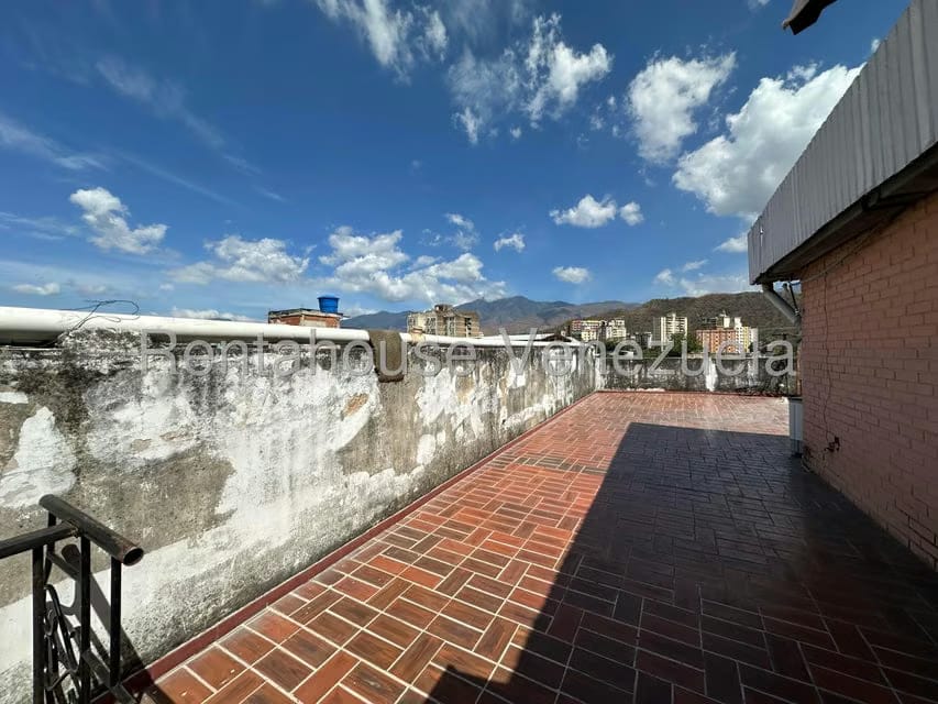 Comercial (Edificio) en Venta en Zona Centro, Aragua - 62