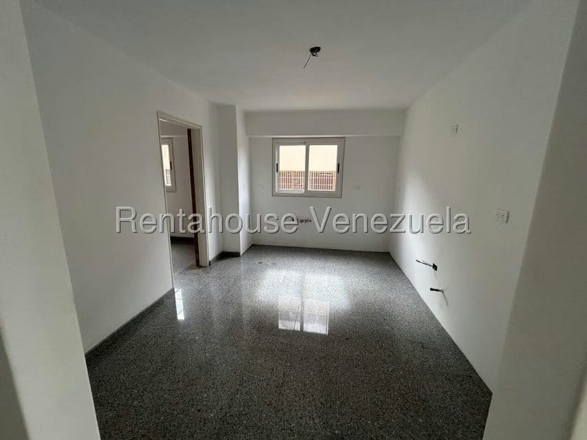 Apartamento (1 Nivel) en Venta en La Florida, Distrito Metropolitano - 17