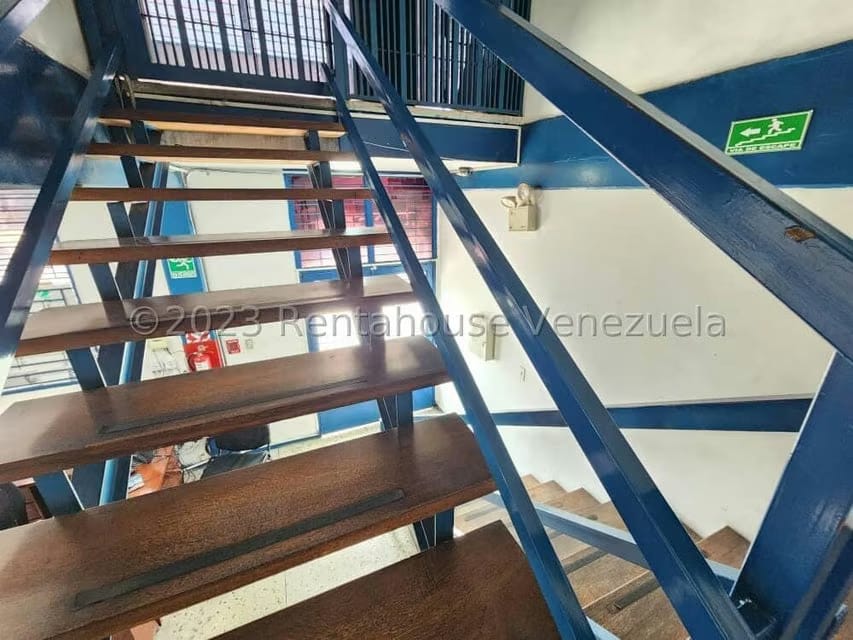 Comercial (Galpon - Deposito) en Venta en Zona Industrial 3, Lara - 11