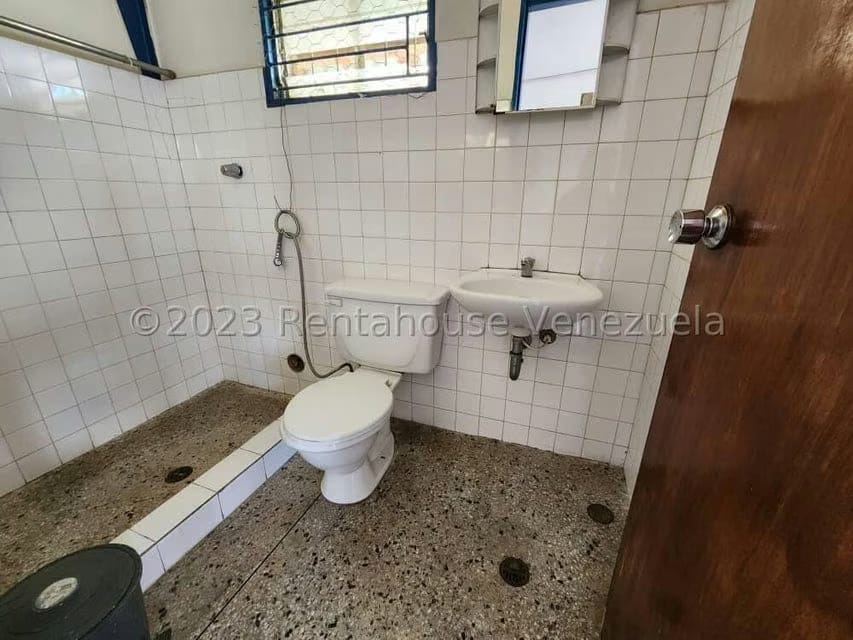 Comercial (Galpon - Deposito) en Venta en Zona Industrial 3, Lara - 14