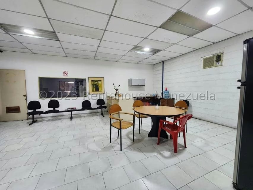 Comercial (Galpon - Deposito) en Venta en Zona Industrial 3, Lara - 9