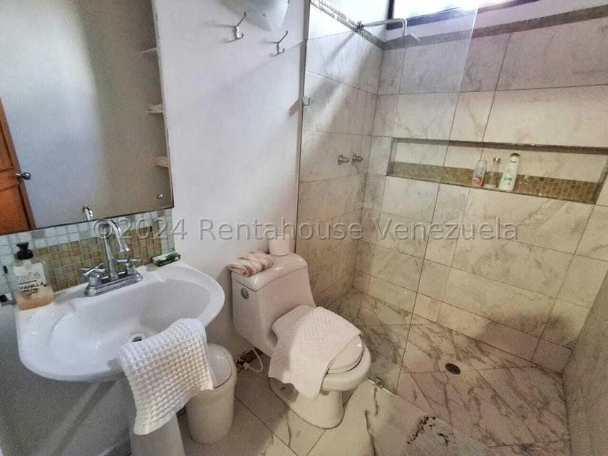 Casa (1 Nivel) en Venta en Royal Park, Lara - 27
