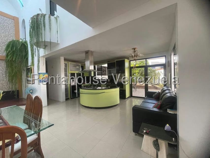 Casa (Multipes Niveles) en Venta en Via el Ujano, Lara - 16