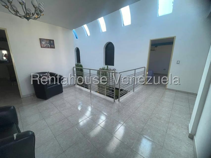 Casa (Multipes Niveles) en Venta en Via el Ujano, Lara - 27