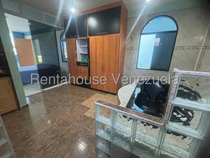 Casa (Multipes Niveles) en Venta en Via el Ujano, Lara - 32