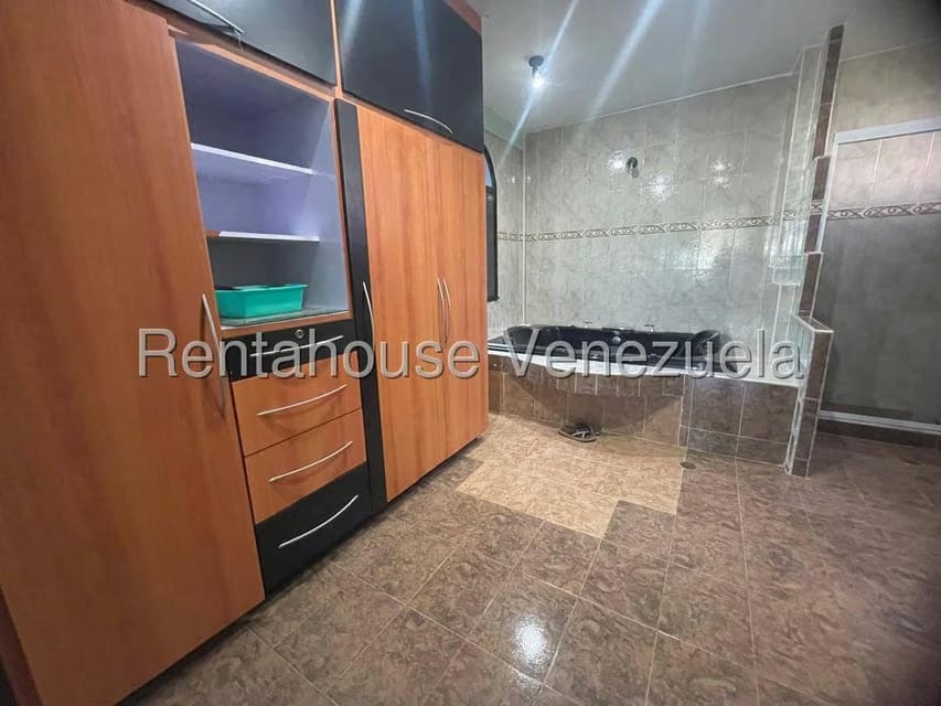 Casa (Multipes Niveles) en Venta en Via el Ujano, Lara - 33