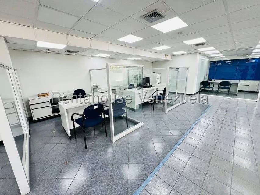 Comercial (Local Comercial) en Venta en Urbanizacion El Centro, Aragua - 6