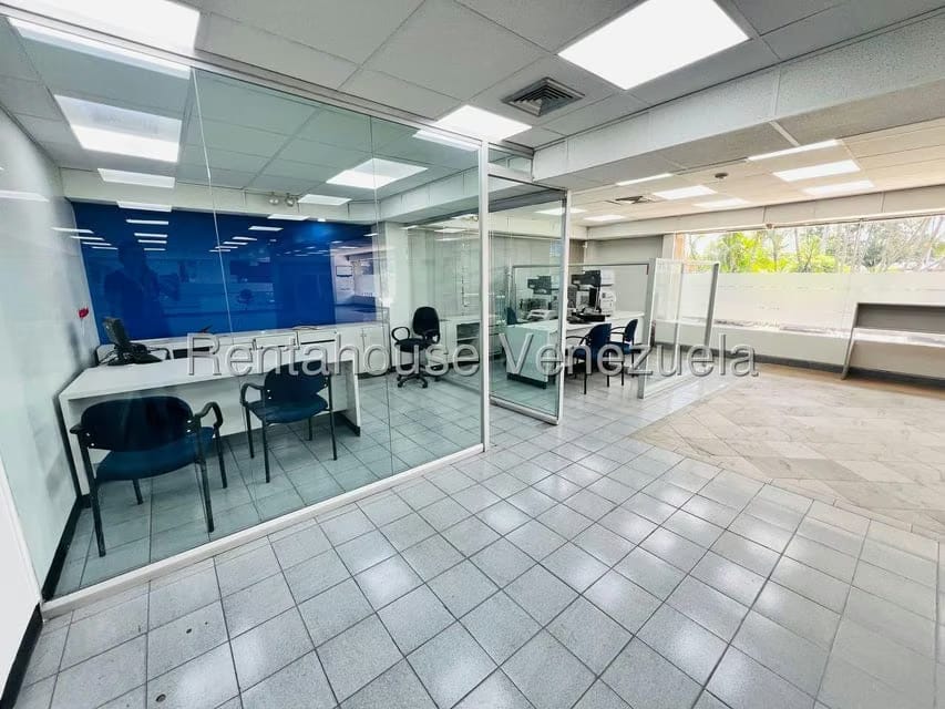 Comercial (Local Comercial) en Venta en Urbanizacion El Centro, Aragua - 8