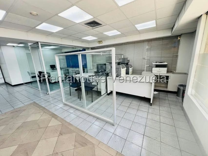 Comercial (Local Comercial) en Venta en Urbanizacion El Centro, Aragua - 10