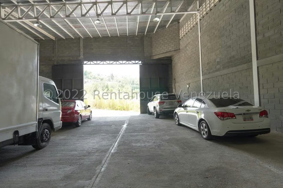 Comercial (Galpon - Deposito) en Venta en Baruta, Distrito Metropolitano - 11