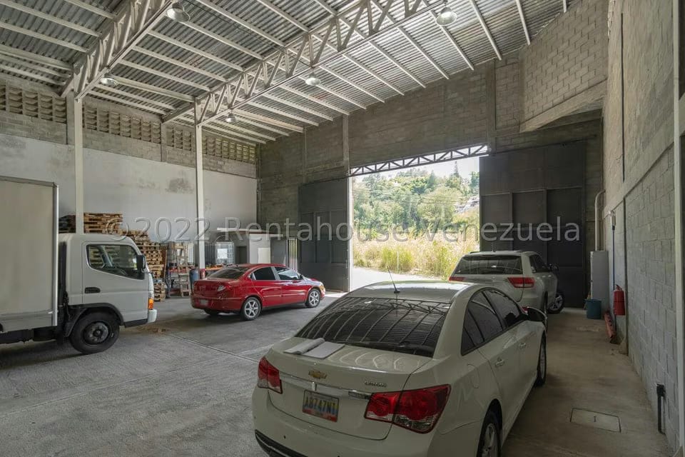 Comercial (Galpon - Deposito) en Venta en Baruta, Distrito Metropolitano - 12