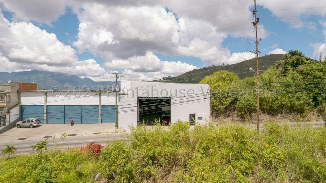 Comercial (Galpon - Deposito) en Venta en Baruta, Distrito Metropolitano - 6