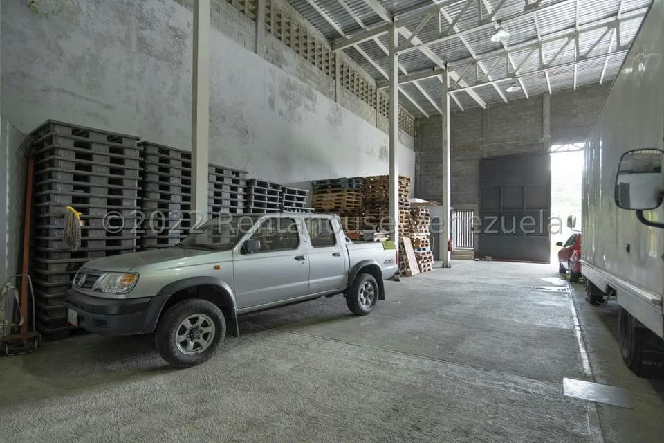 Comercial (Galpon - Deposito) en Venta en Baruta, Distrito Metropolitano - 8