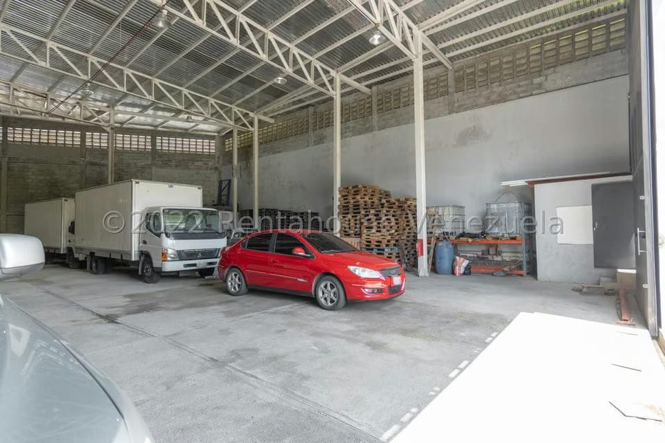 Comercial (Galpon - Deposito) en Venta en Baruta, Distrito Metropolitano - 10