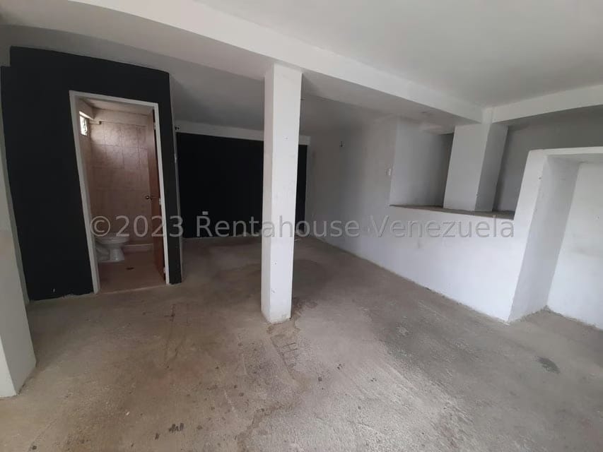 Casa (Duplex) en Venta en El Marques, Distrito Metropolitano - 24