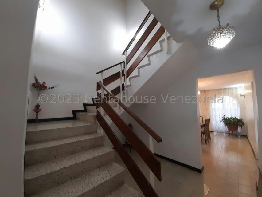 Casa (Duplex) en Venta en El Marques, Distrito Metropolitano - 6