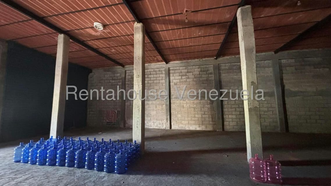 Comercial (Galpon - Deposito) en Venta en Centro San Juan, Guarico - 11