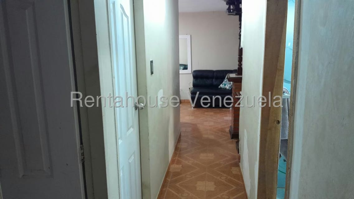 Apartamento (1 Nivel) en Venta en Patarata, Lara - 18