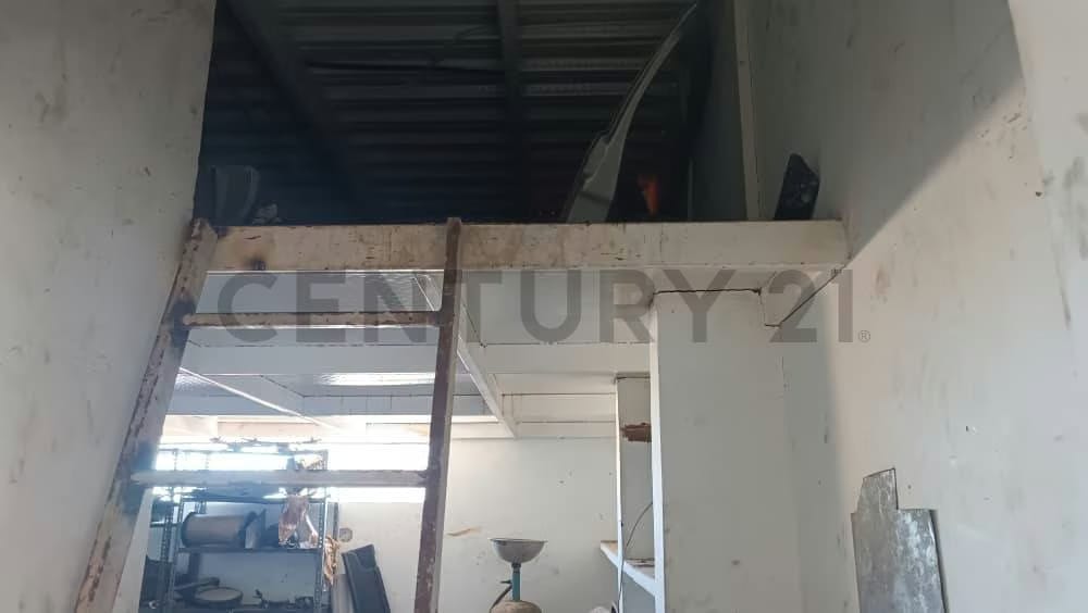 En venta Galpón para uso industrial - 20