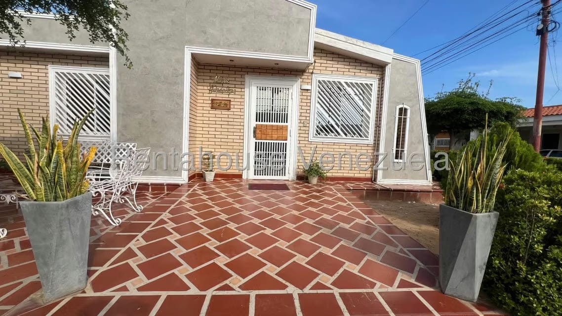 Casa (1 Nivel) en Venta en Santa Fe, Zulia - 2