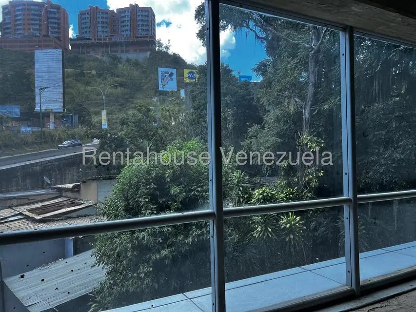 Comercial (Oficina) en Alquiler en Los Naranjos del Cafetal, Distrito Metropolitano - 10