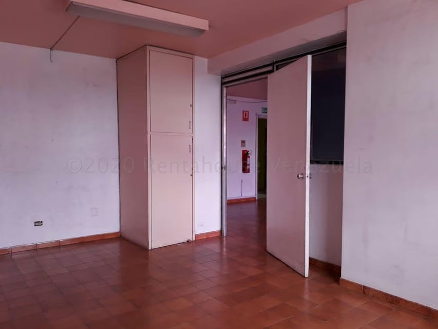 Comercial (Local Comercial) en Alquiler en Zona Centro, Aragua - 11