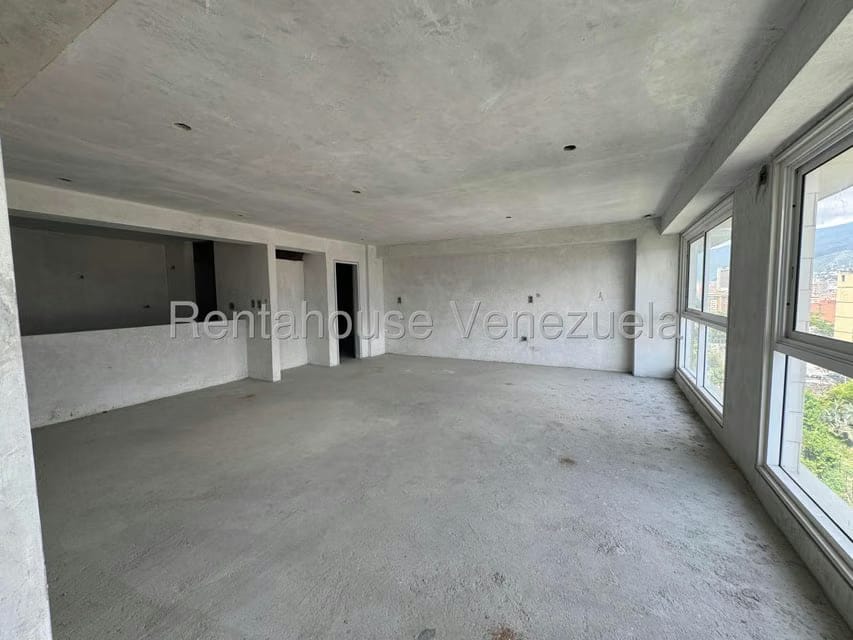 Apartamento (1 Nivel) en Venta en Las Mercedes, Distrito Metropolitano - 2