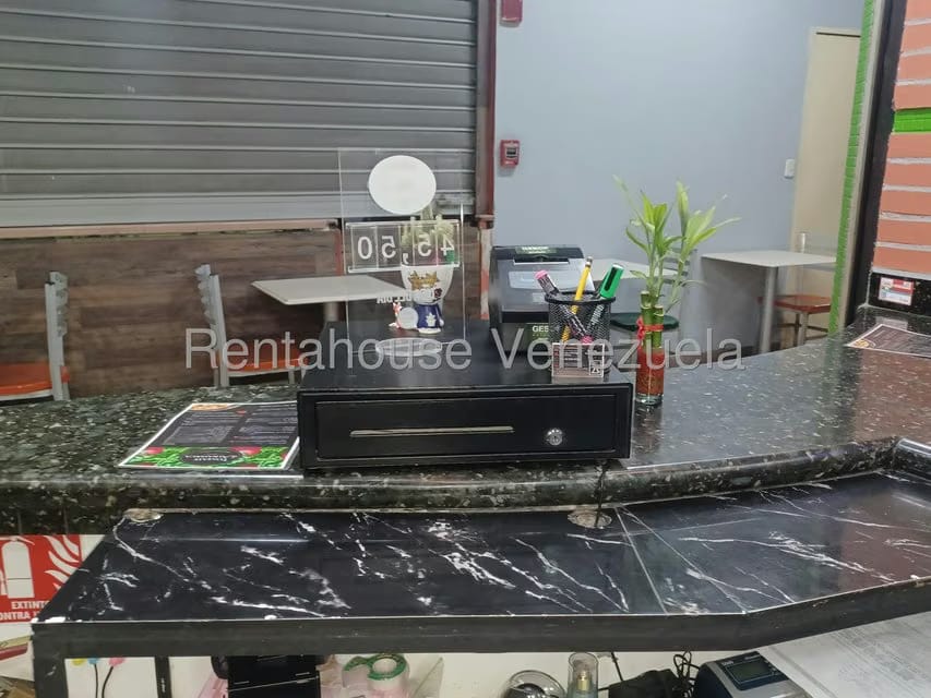 Comercial (Local Comercial) en Alquiler en San Bernardino, Distrito Metropolitano - 6