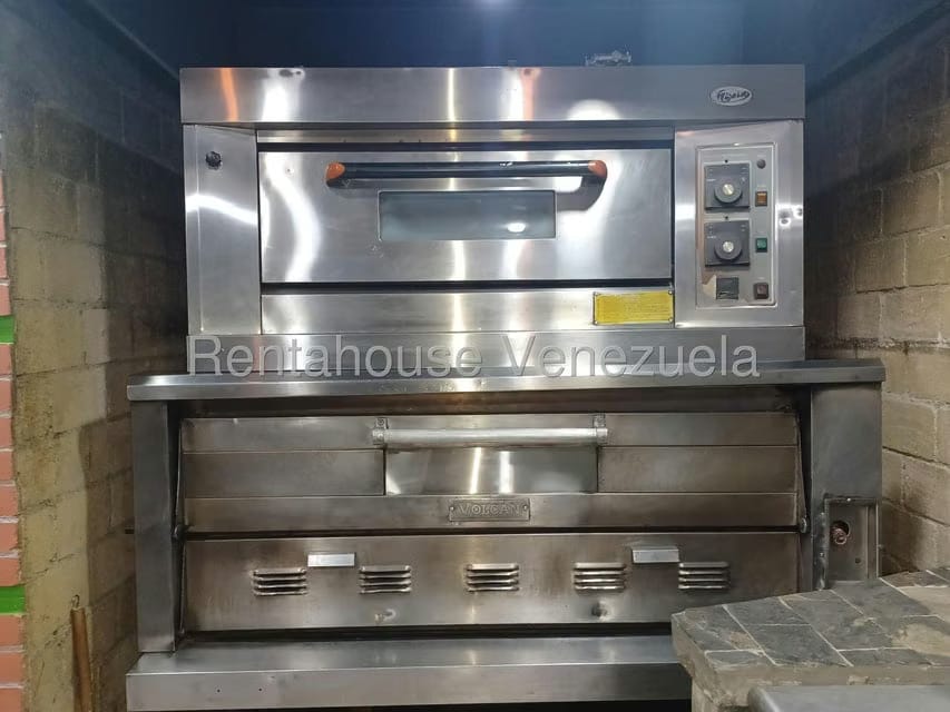 Comercial (Local Comercial) en Alquiler en San Bernardino, Distrito Metropolitano - 9