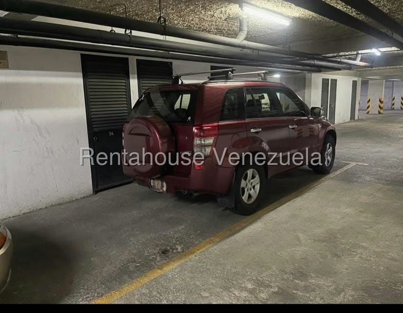 Apartamento (1 Nivel) en Alquiler en Lomas del Avila, Distrito Metropolitano - 26