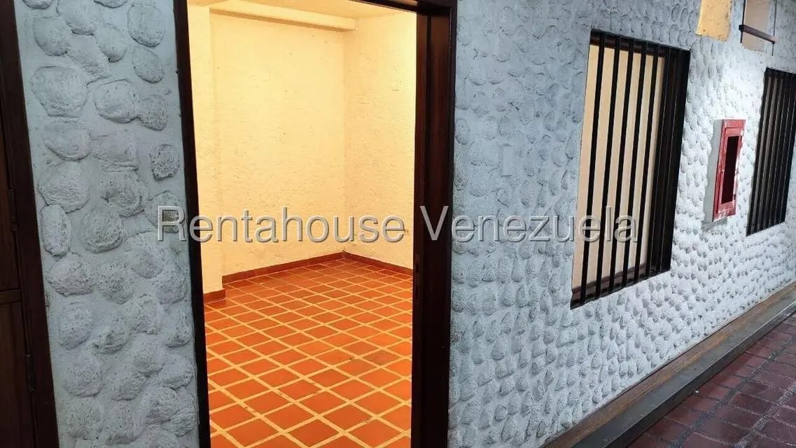 Comercial (Local Comercial) en Alquiler en El Hatillo, Distrito Metropolitano - 3
