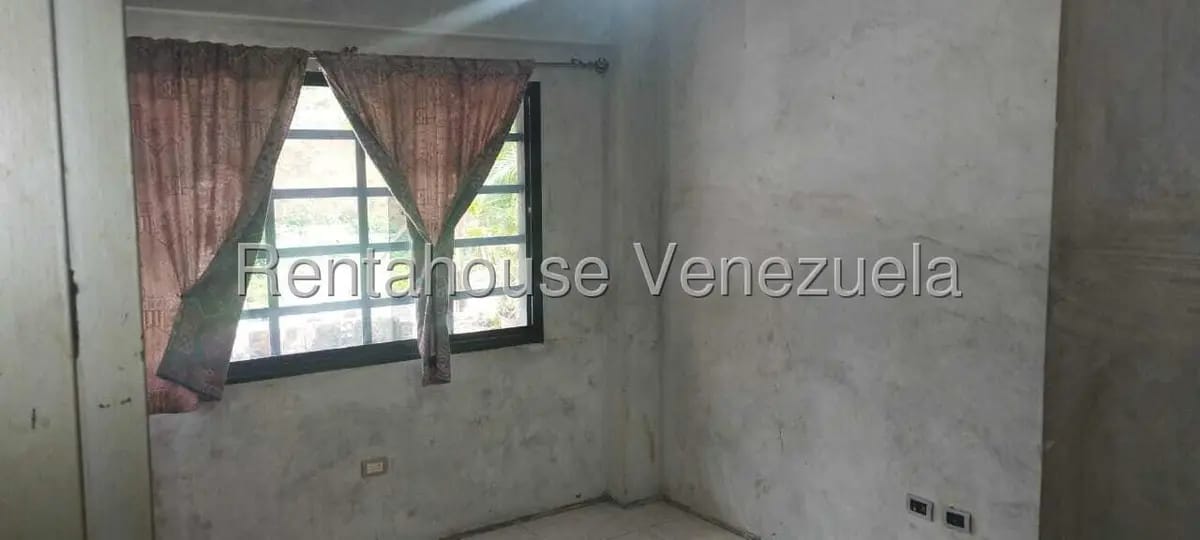 Casa (1 Nivel) en Venta en El Junquito, Distrito Metropolitano - 4