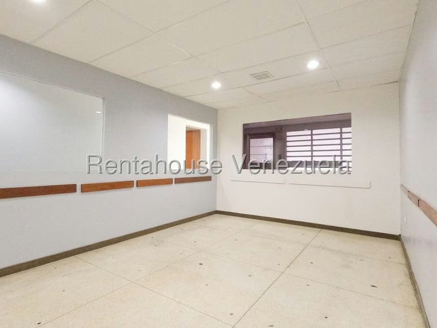 Casa (1 Nivel) en Alquiler en Del Este, Lara - 12