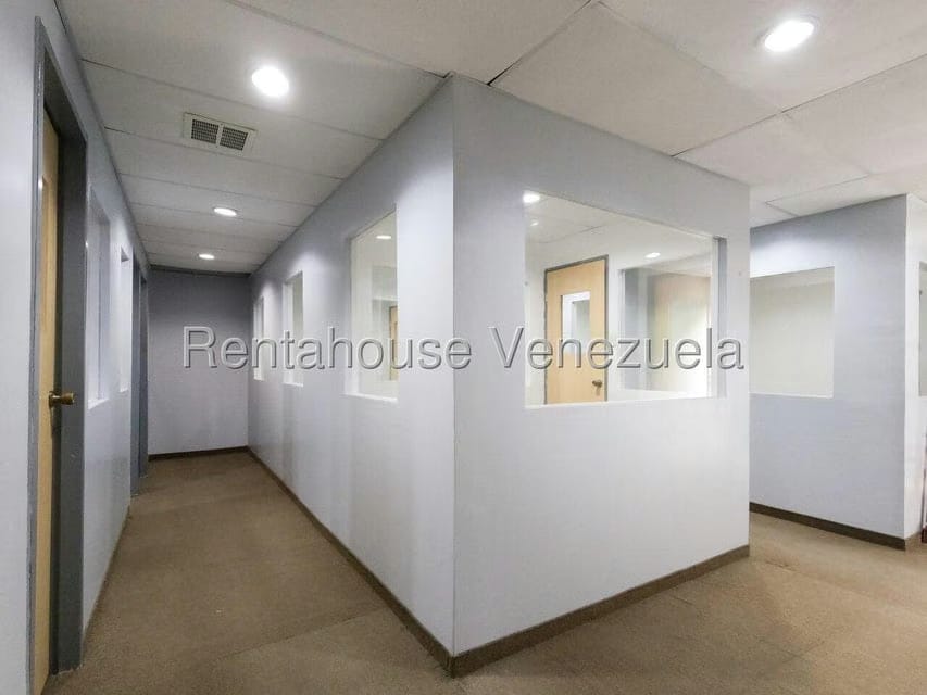 Casa (1 Nivel) en Alquiler en Del Este, Lara - 15