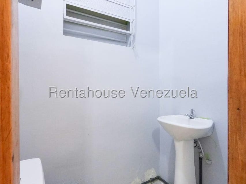 Casa (1 Nivel) en Alquiler en Del Este, Lara - 22
