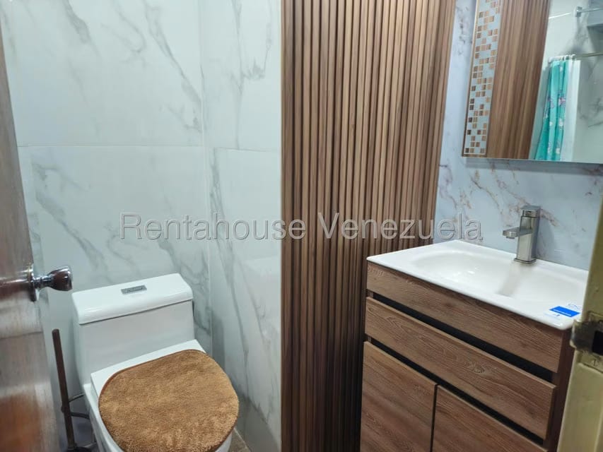 Apartamento (1 Nivel) en Alquiler en Chacao, Distrito Metropolitano - 22