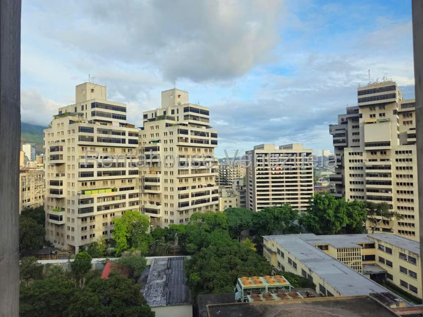 Apartamento (1 Nivel) en Alquiler en Chacao, Distrito Metropolitano - 24