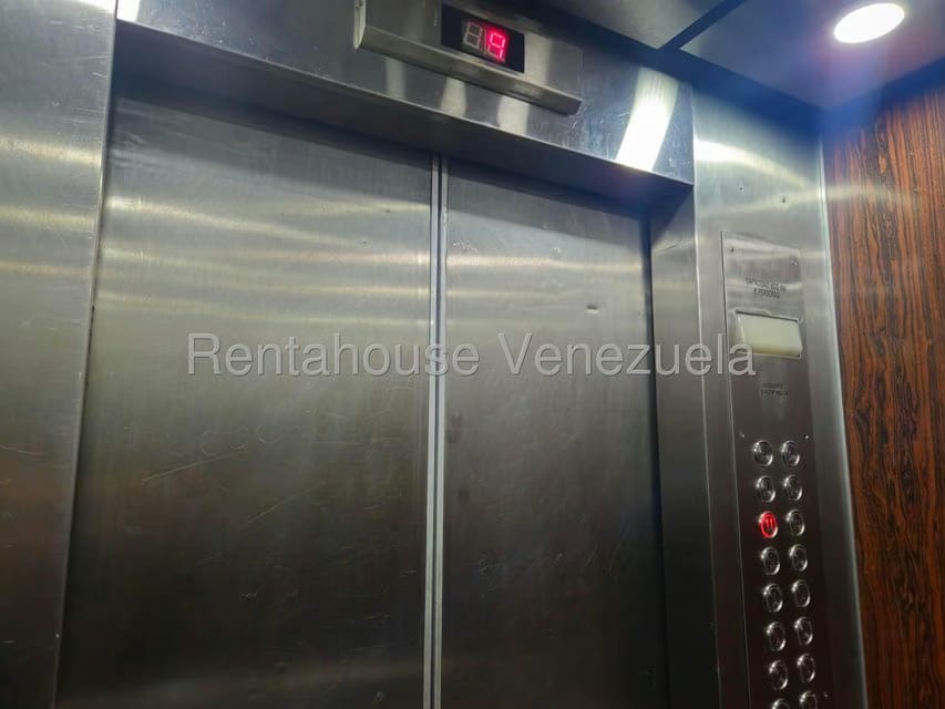 Apartamento (1 Nivel) en Alquiler en Chacao, Distrito Metropolitano - 26