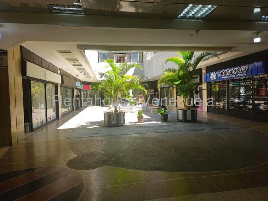 Apartamento (1 Nivel) en Alquiler en Chacao, Distrito Metropolitano - 28