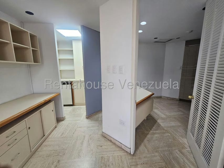 Comercial (Oficina) en Alquiler en Chuao, Distrito Metropolitano - 4