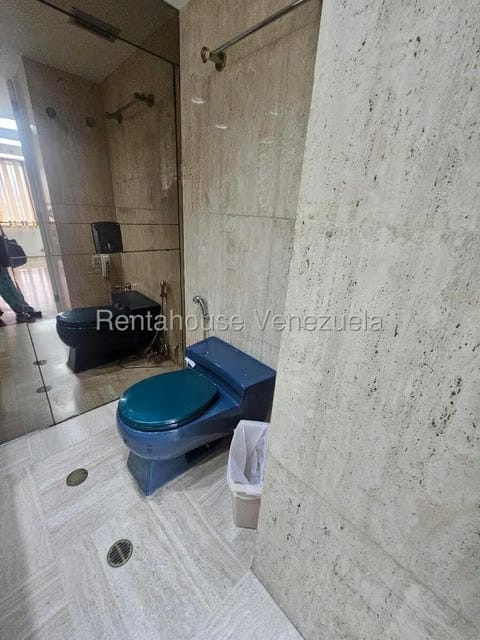 Comercial (Oficina) en Alquiler en Chuao, Distrito Metropolitano - 5
