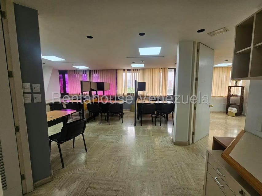 Comercial (Oficina) en Alquiler en Chuao, Distrito Metropolitano - 7