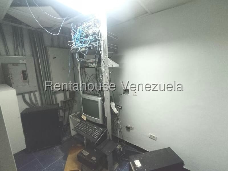Comercial (Local Comercial) en Venta en Los Jarales, Carabobo - 20