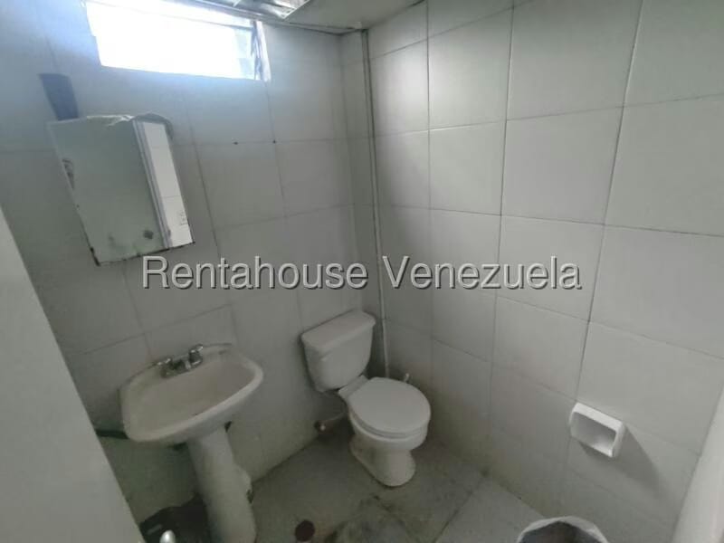 Comercial (Local Comercial) en Venta en Los Jarales, Carabobo - 21