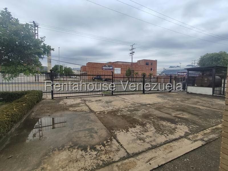 Comercial (Local Comercial) en Venta en Los Jarales, Carabobo - 27