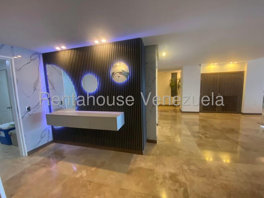 Apartamento (1 Nivel) en Venta en Pampatar, Nueva Esparta - 2