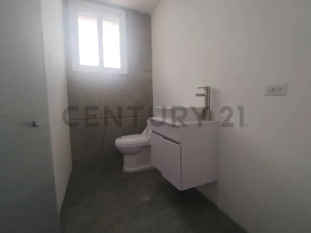 GALPON EN VENTA EN EXCELENTES CONDICIONES EN EL SECTOR LA UNION, EL HATILLO - 7