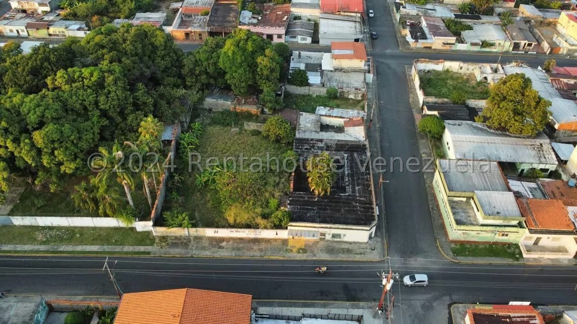 Terreno (Comercial) en Venta en Centro, Portuguesa - 22
